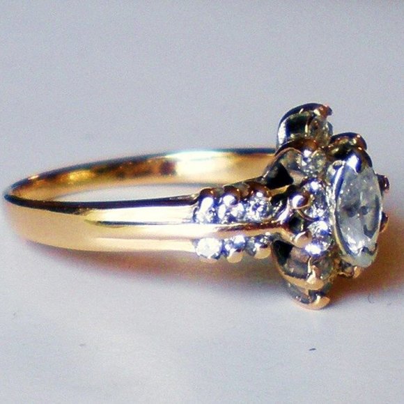 Vintage Designer 14k Yellow Gold 0.50CT Marquise Round Diamond Engagement Ring - Picture 2 of 3
